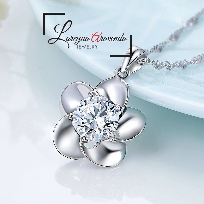 Kalung Titanium Asli + Liontin Model Bunga Crystal Kristal Swarovski KL004