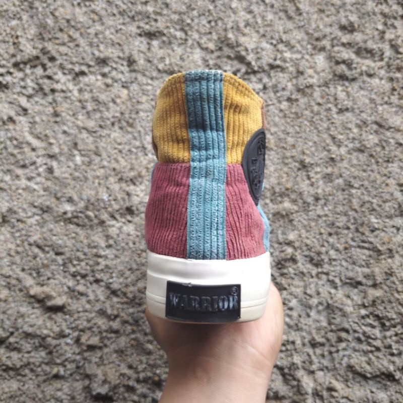 Sepatu Warrior Corduroy Rainbow Second