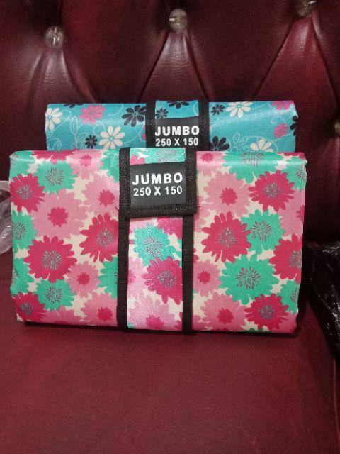 Tikar Piknik Lipat Bisa Pilih Motif Bahan Microsatin Jumbo 250 X 150 Cm