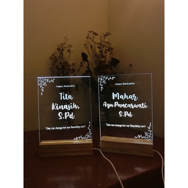 Giftbox Lampu Tidur Standing Acrylic with lamp - Lettering+ornament