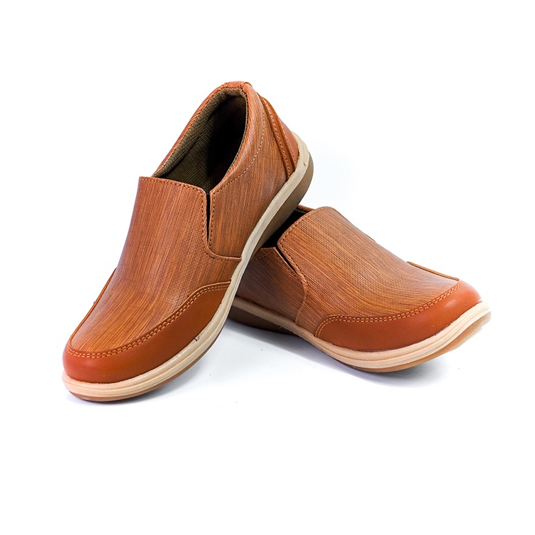 Sepatu Slip On Pria Virale Kekinian Murah FA 001 TN