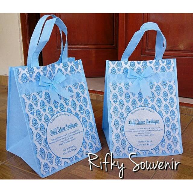 

Tas Aqiqah ( Muat Box Nasi Uk 20 ) Full Motif