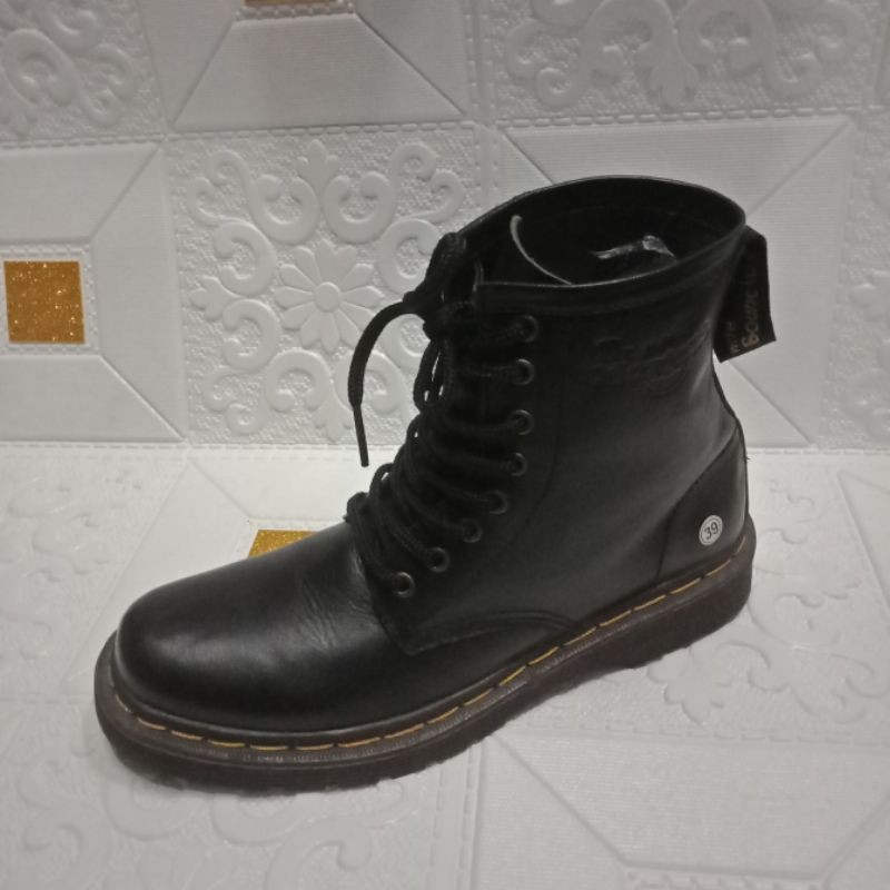 Sale Sepatu Boot Pria/Merek Dr. Martens/Kulit Asli