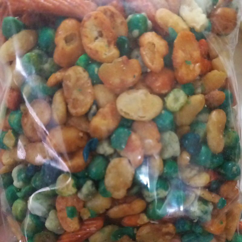 

mix nut (kacang campur)