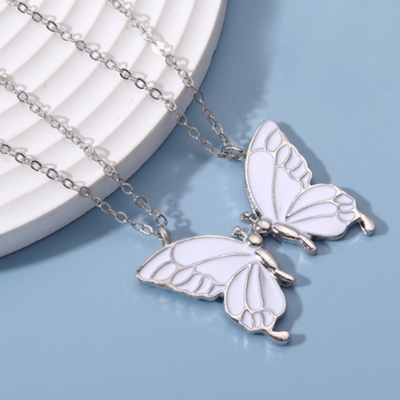 1 Pasang Kalung Rantai Choker Liontin Butterfly Warna Gold Silver Untuk Wanita