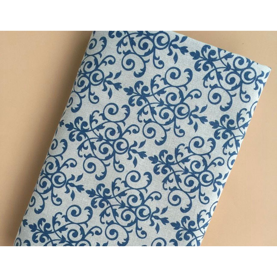 kain linen motif batik biru,jual persetengah meter,cocok buat taplak meja,sarung bantal sofa,dll qua