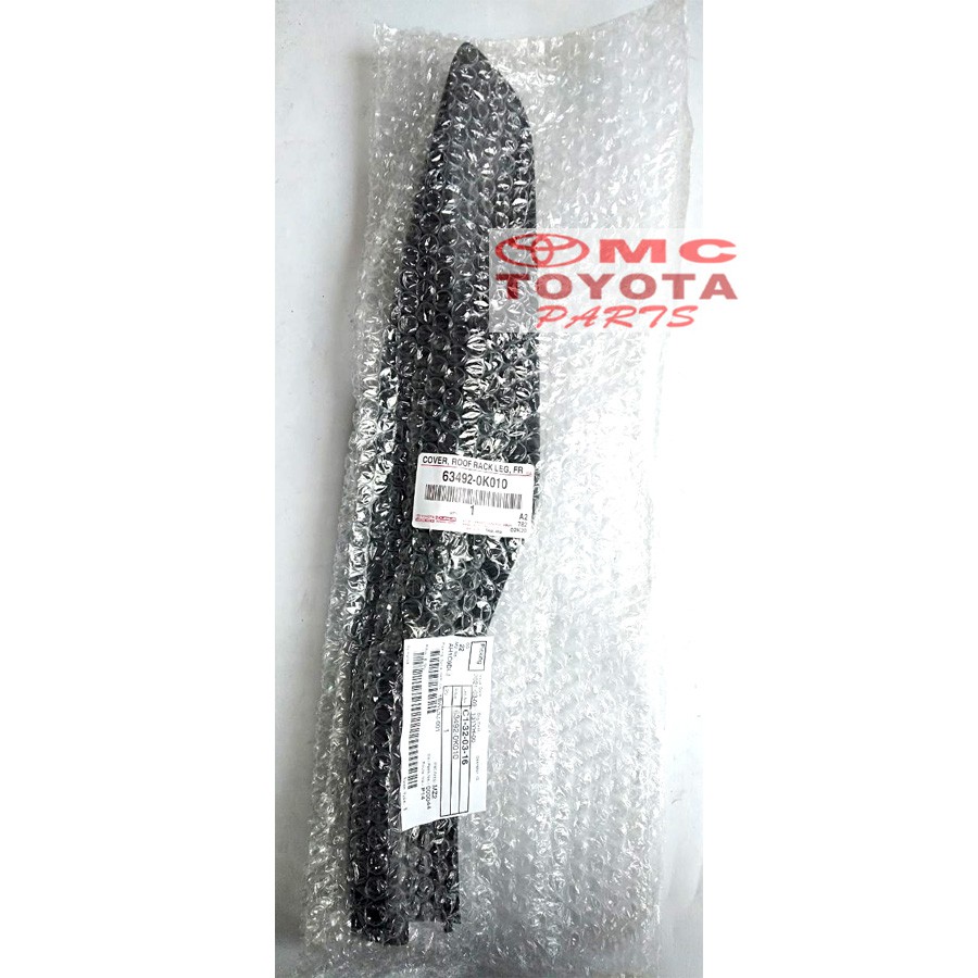 Cover (Tutup Baut) Roof Rack Depan KananToyota Fortuner 63491-0K010