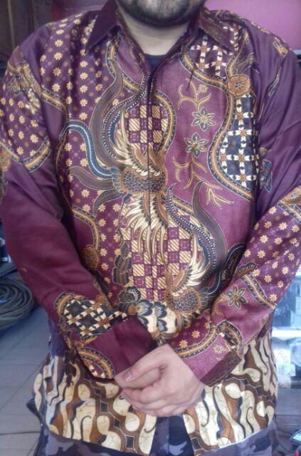 Kemeja Batik Bahan Semi Sutra Super Berfuring Leng Panjang Batik Clasik Batik Sutra Batik Pekalongan