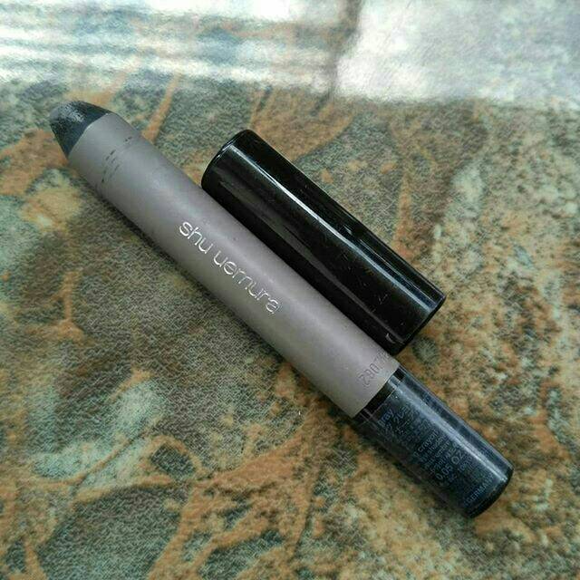 

Shu Uemura Drawing Crayon