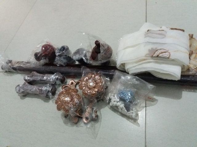 Hook Gorden Bunga Diamond (1 Pasang)