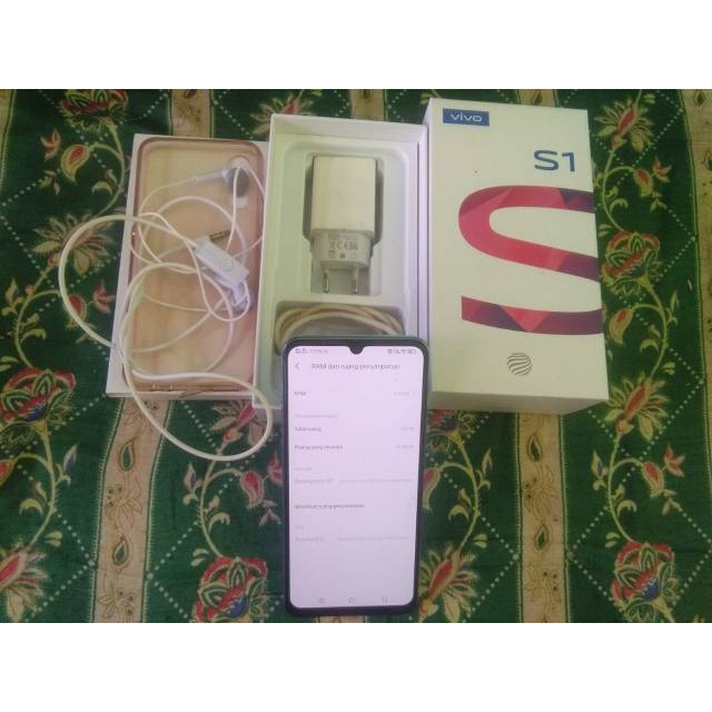 vivo s1 ram 4/128GB.