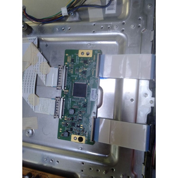 T con tv LG 32LW4500