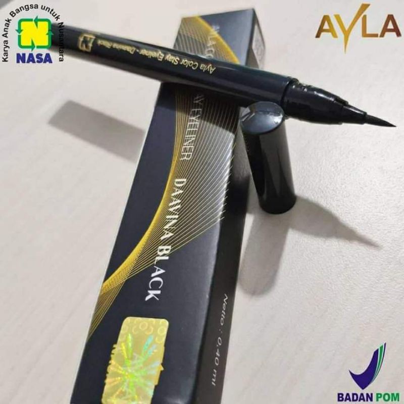 Ayla Devina eyeliner