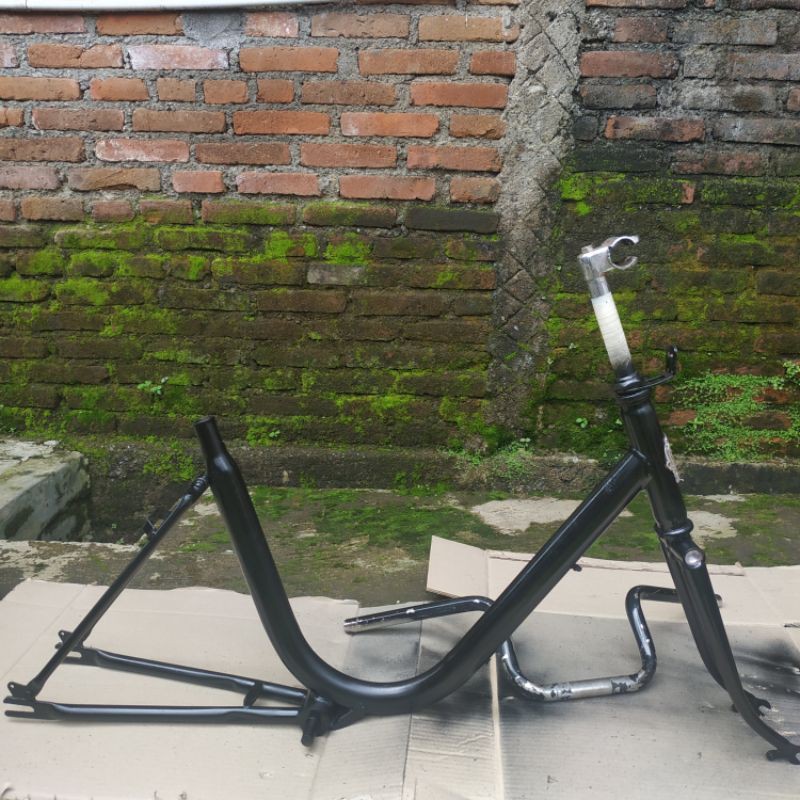 Frame Minion Minitrek Ukuran 20