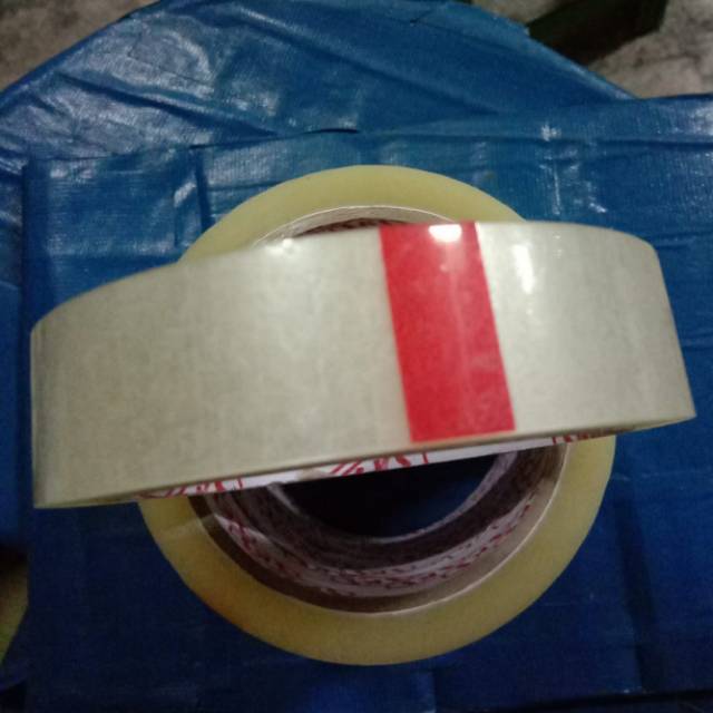 

solasi,solatip bening uk 24mm X 72 yar..jual /pcs