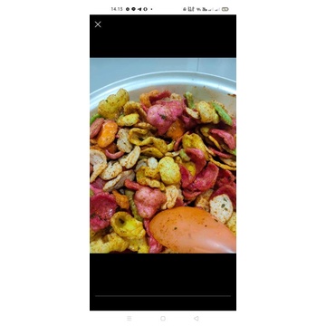

Krupuk Seblak super pedas daun jeruk