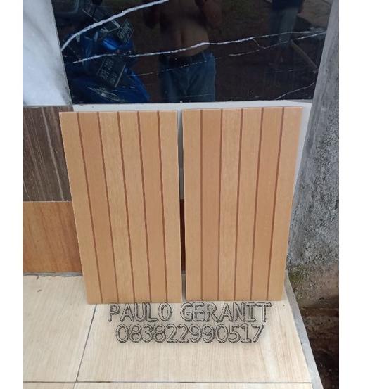 Keluaran Terbaru.. keramik dinding motif kayu Atena espana light crema uk 30×60