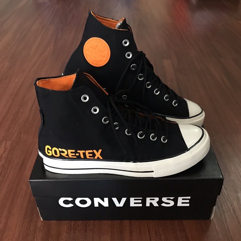 gore tex black converse