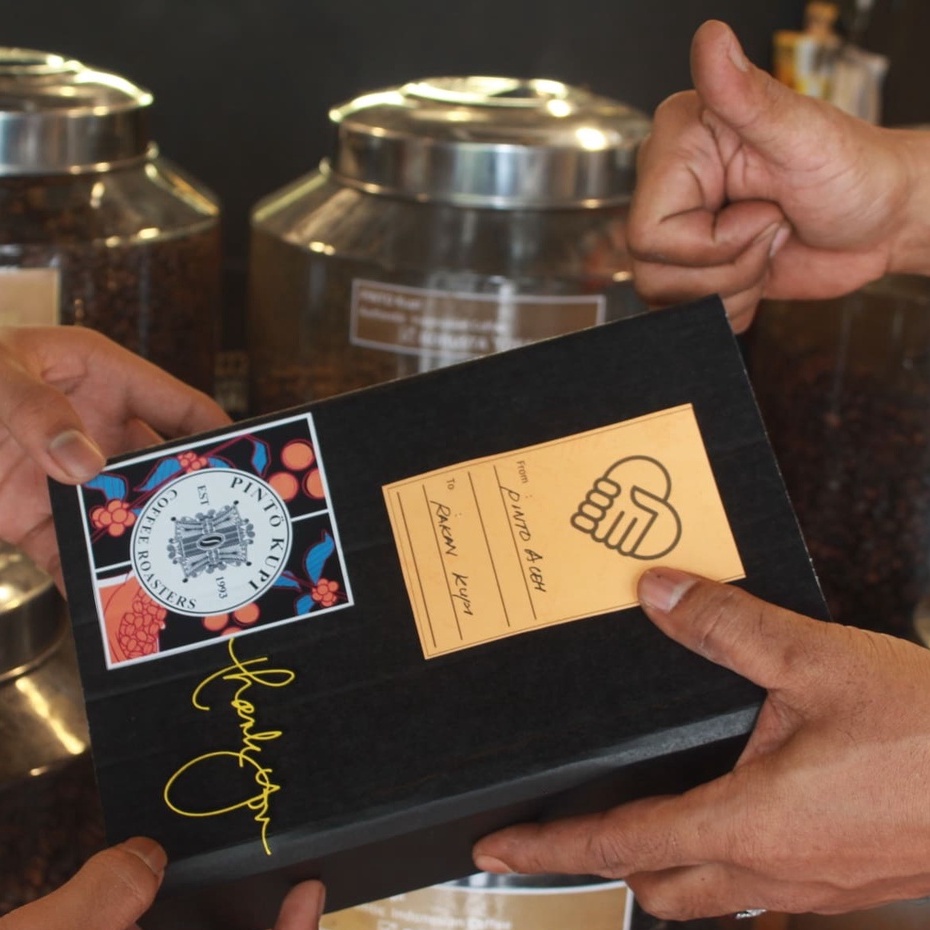 

PINTO | PARCEL R3kan Ngopi