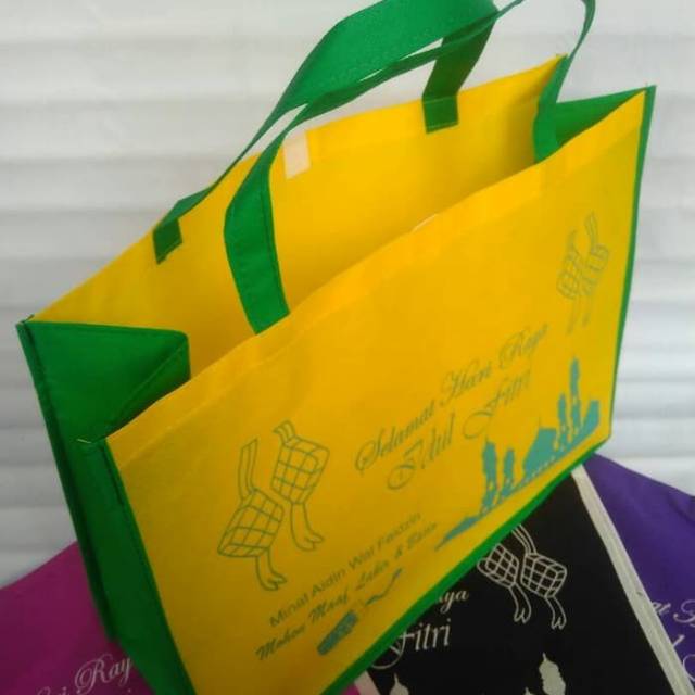 

Tas lebaran goodiebag paperbag tas souvernir