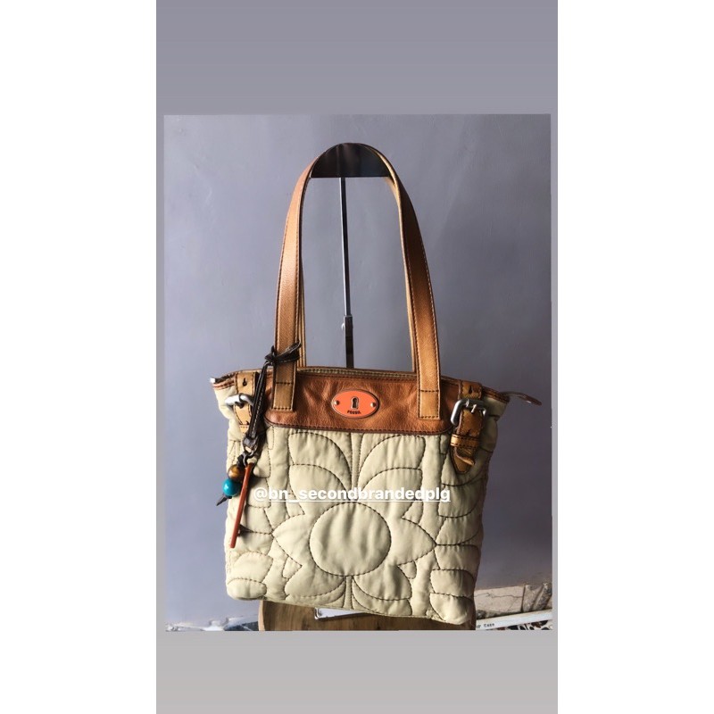 Preloved Fossil