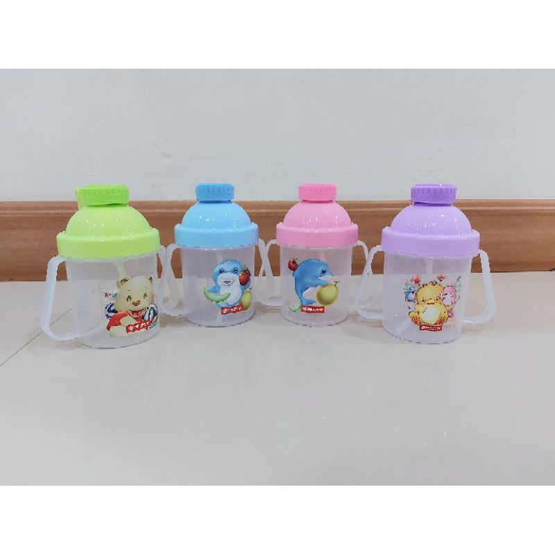 Tempat minum bayi balita pencet mug 250 ml lion star