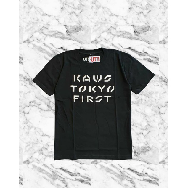 KAOS T SHIRT UNIQLO KAWS TOKYO FIRST PAKAIAN PRIA WANITA BAJU UNISAX UNIQLO AUTHENTIC PREMIUM TEE