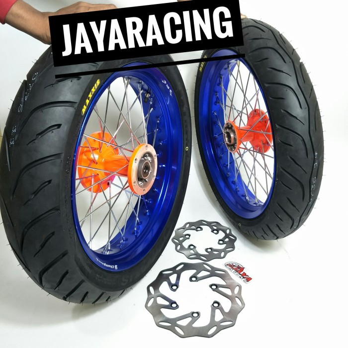 Velg Supermoto 17 350 300 CRF 150 Plus ban maxxis pasang