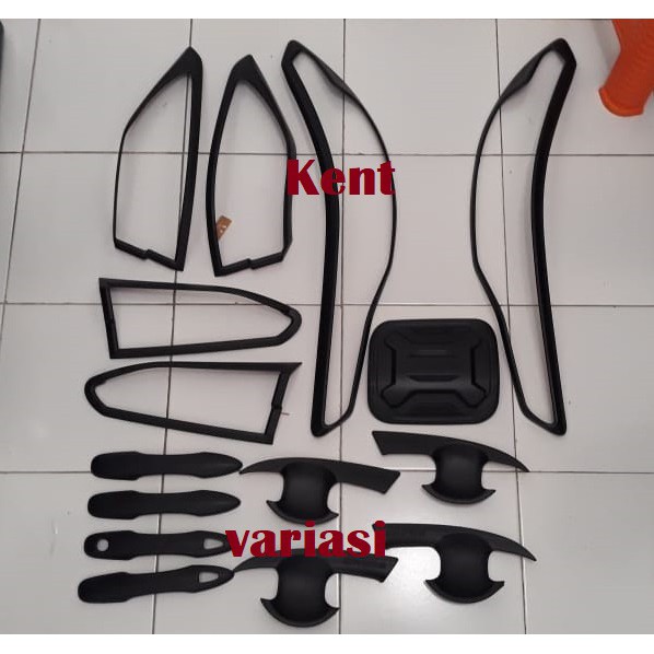 Paket Lengkap Garnish Outer Handle Tank cover  Corolla Cross Blacktivo