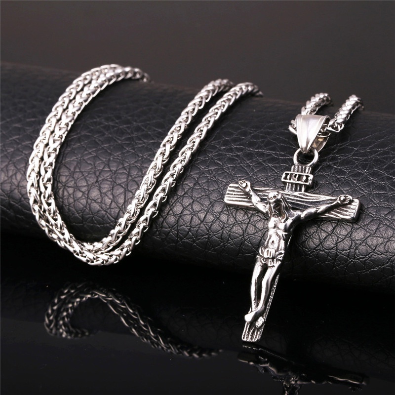 Kalung Rantai Panjang Liontin Salib Yesus Bahan Stainless Steel Alloy Gaya Gothic Untuk Pria Dan Wanita