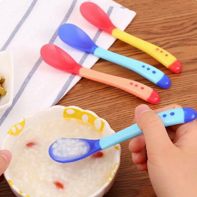 Sendok Makan Bayi Silicone Sensor Panas