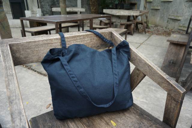 NUDIE BAG / TOTEBAG KANVAS WANITA NAVY