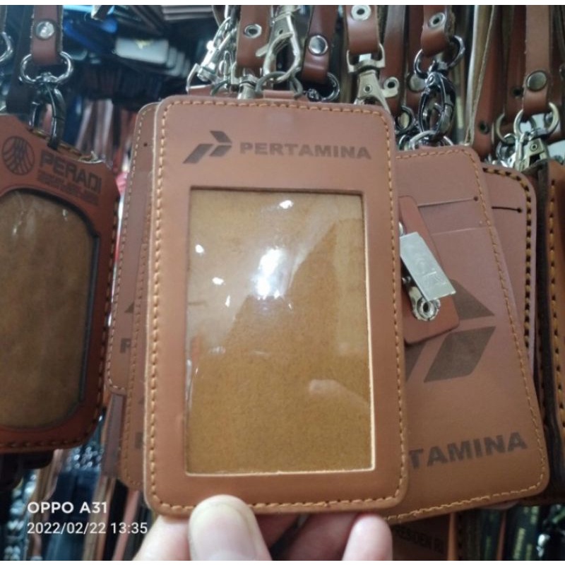 

Kalung ID Card Name Tag PERTAMINA Kulit Asli