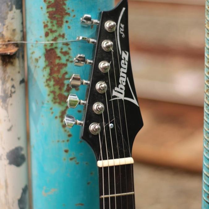 Gitar Listrik Ibanez Jem Hitam Full Set Good Quality