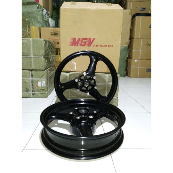 Barang velg racing ninja 250 karbu MGV racing palang 3 lebar depan 250x17 lebar belakang 350x17