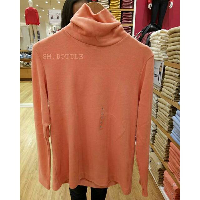 Peach Turtleneck HEATTECH Uniqlo