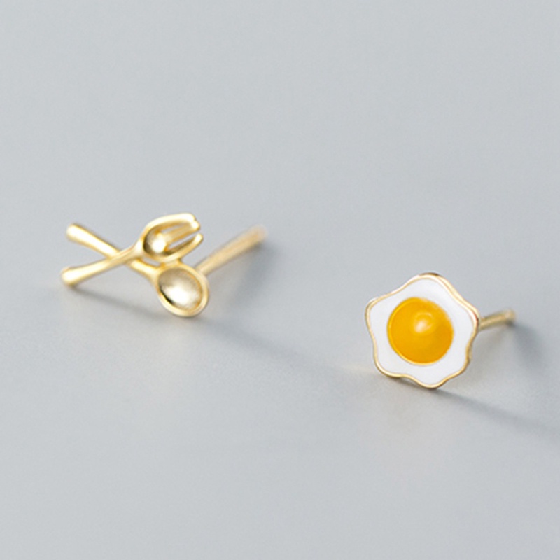 Anting Tusuk Asimetris Bahan Sterling Silver 925 Desain Telur Rebus Untuk Wanita