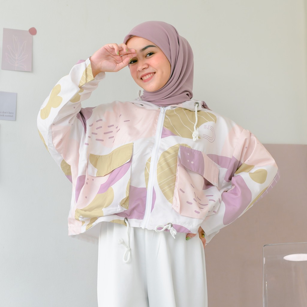 Lozy Hijab - Jacket Series 5 ( Jacket Wanita Parasut Motif Printing )