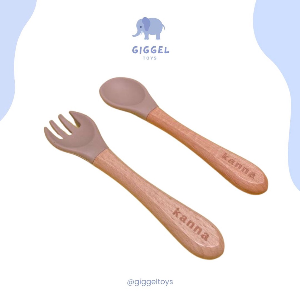 [ Giggel ] Premium Silicone Spoon &amp; Fork Set / Sendok Garpu Bayi Silikon / Peralatan Makan Bayi Mpasi Set Sendok Garpu Anak Premium Silicone