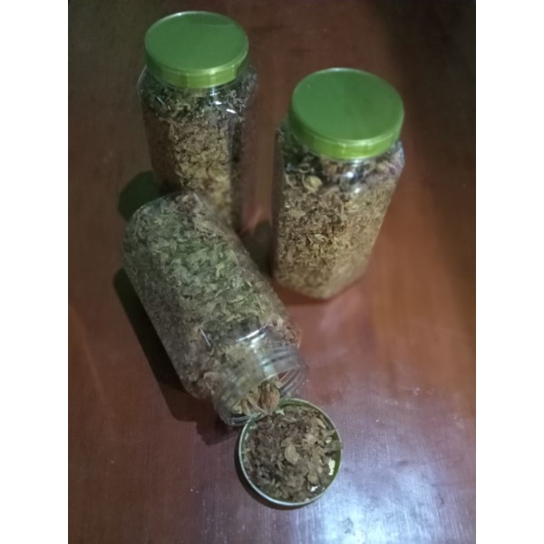 

bawang goreng & baby fish