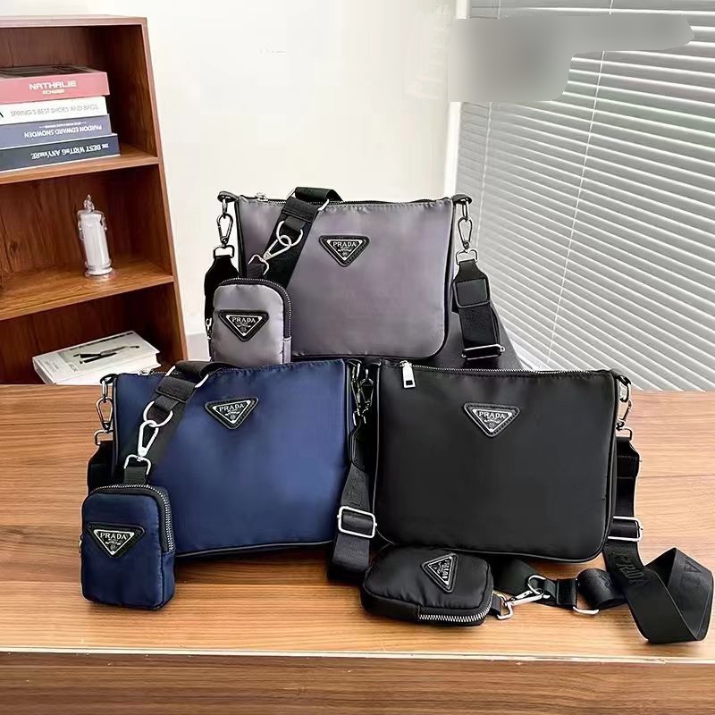 RYX - Triangle Saffie Tas Selempang Wanita Fashion Casual / Jalan-Jalan - Ori Import