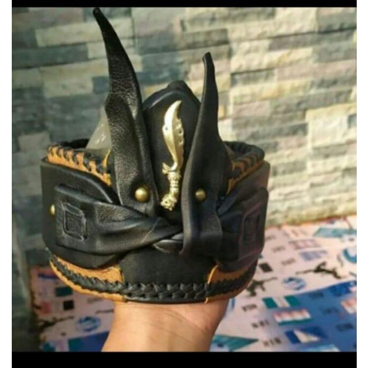 blangkon kulit khas Sunda