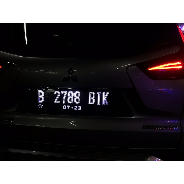 Plat Nomor Mobil Custom Mirror Akrilik Depan Belakang