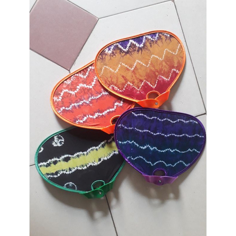 kipas lipat batik sasirangan