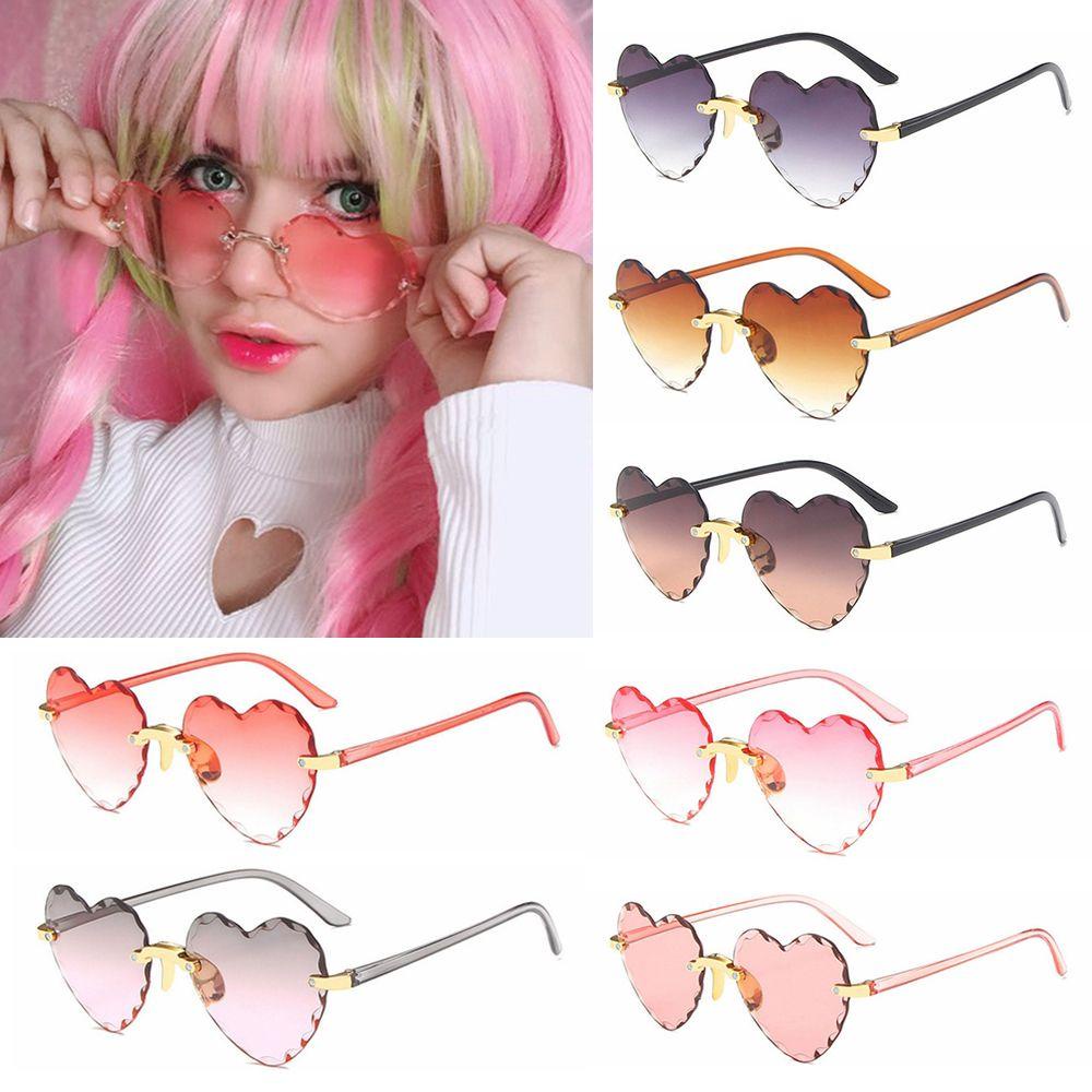 R-flower Heart Sunglasses Trendy Kacamata Pesta Love Heart Sunglasses