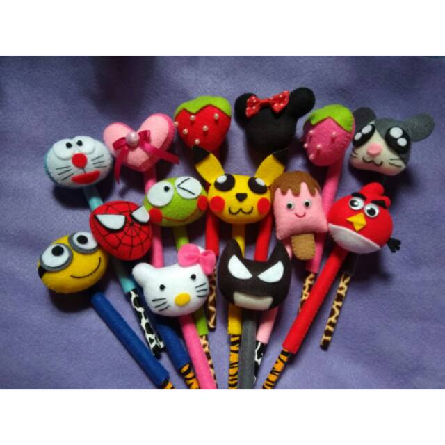 

Pensil kaakter