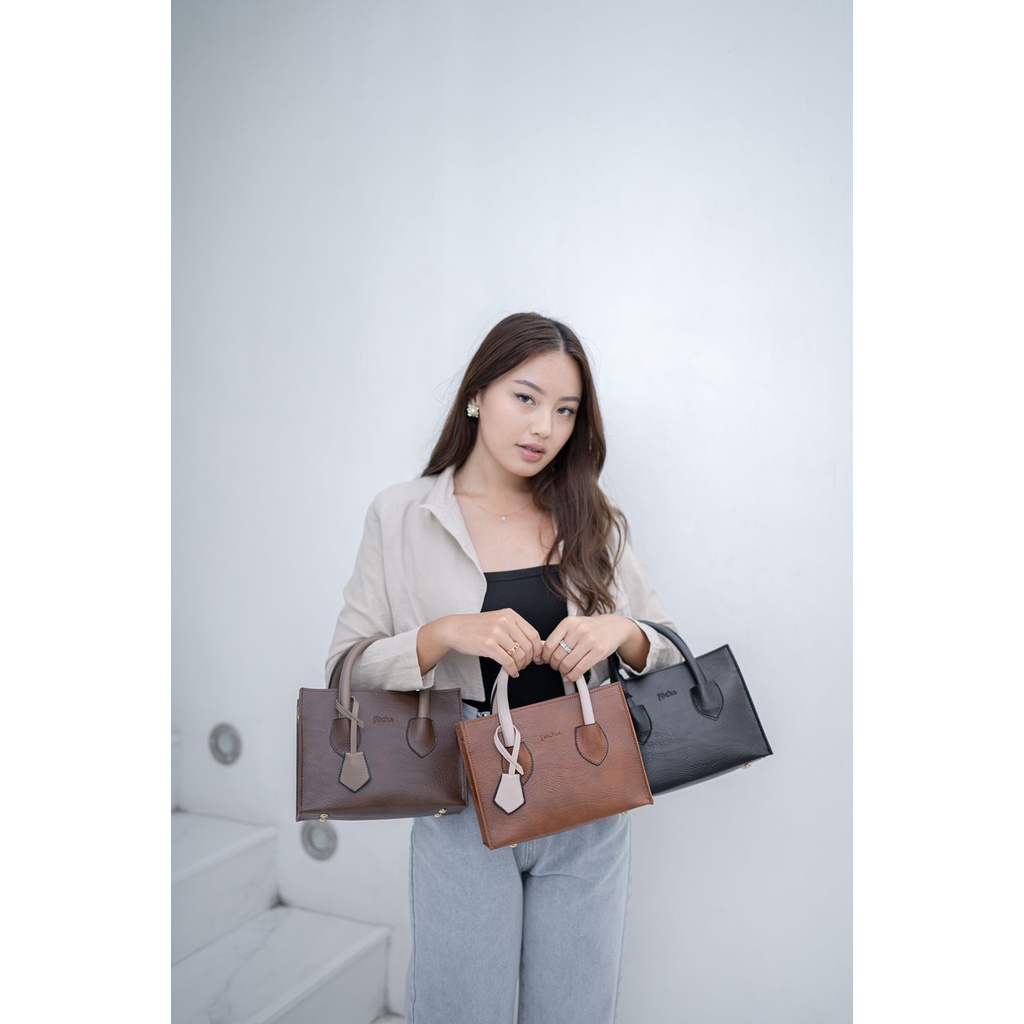 Sling Bag Flicka S24 (Small) & J24 (Medium)-Free Dust Bag