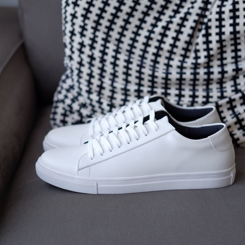 PHOENIX WHITE | Sepatu Sneakers Putih Casual santai Sporty Running