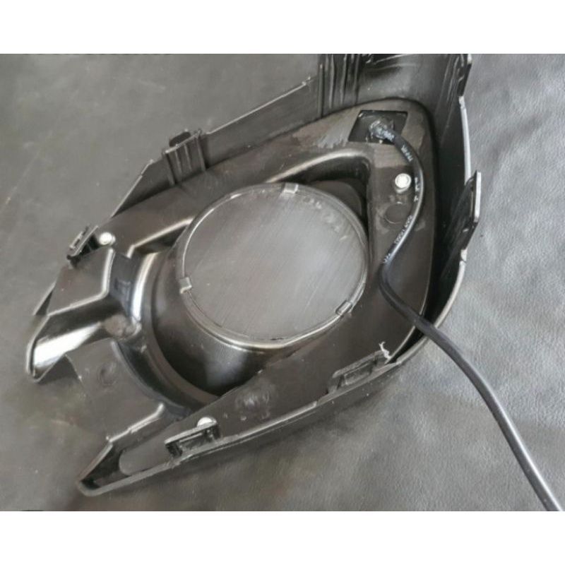 cover lampu foglamp pajero lama 2014 2015