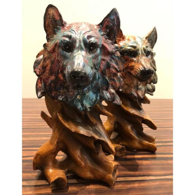Pajangan Patung Bear & Wolf Wood Resin Dekorasi Rumah Hiasan Meja